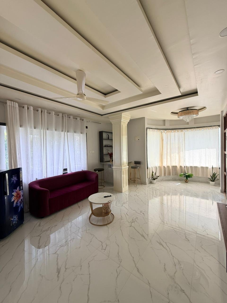 Vintage decoration for events at Palm 715